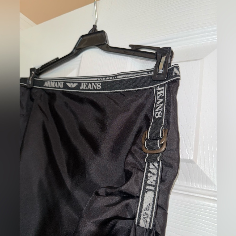 Armani Jeans Black Women's 100% silk Skirt Italy 6 - Picture 2 of 7